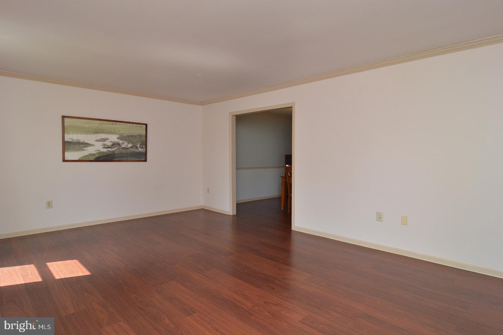 56 Rim View Lane Reading, PA 19607 - Photo 8 of 43 Living Room