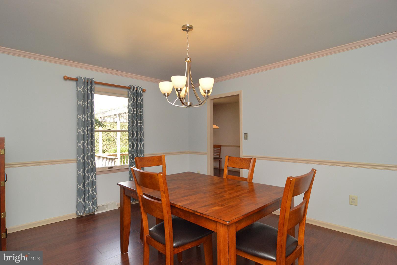 56 Rim View Lane Reading, PA 19607 - Photo 10 of 43 Dining Room