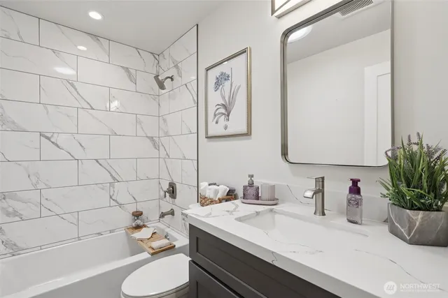 $1,049,000 | 110 Northwest 188th Street, Shoreline, WA 98177