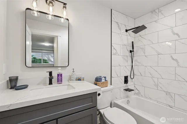 $1,049,000 | 110 Northwest 188th Street, Shoreline, WA 98177