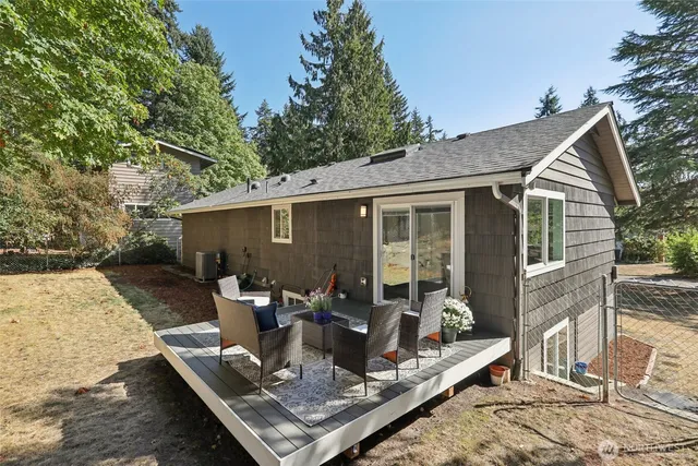 $1,049,000 | 110 Northwest 188th Street, Shoreline, WA 98177