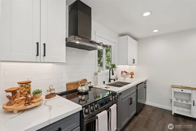 $1,049,000 | 110 Northwest 188th Street, Shoreline, WA 98177