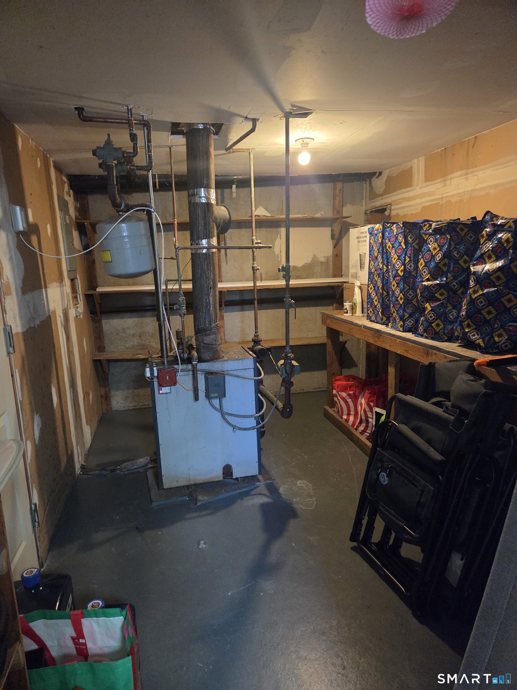 1101 Highland Avenue Waterbury, CT 06708 - Photo 17 of 20