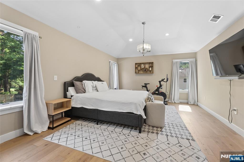 68 Serpentine Road Demarest, NJ 07627 - Photo 31 of 50