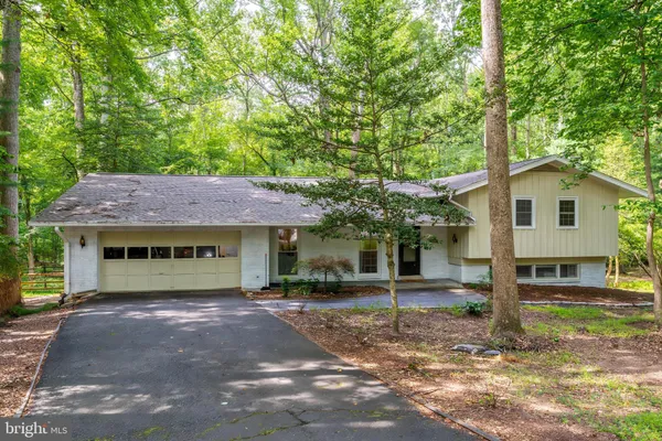 $4,500 | 11621 Sourwood Lane, Reston, VA 20191