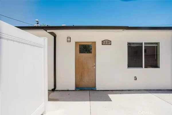 $3,500 | 6550 Beeman Avenue, North Hollywood, CA 91606