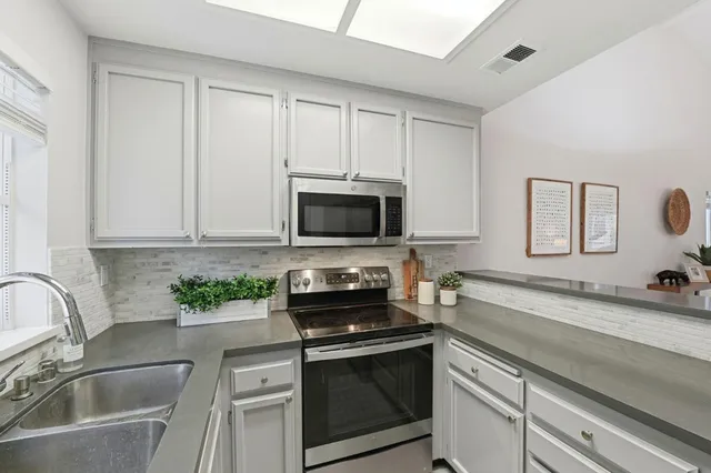 $778,000 | 1400 Bowe Avenue, Unit 1106, Santa Clara, CA 95051