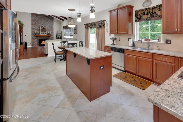 $999,999 | 21 Christopher Drive, Howell, NJ 07731