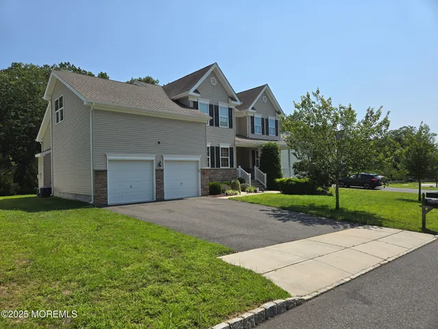 $999,999 | 21 Christopher Drive, Howell, NJ 07731