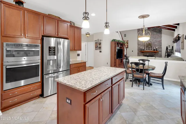 $999,999 | 21 Christopher Drive, Howell, NJ 07731