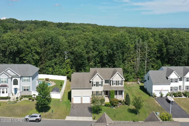 $999,999 | 21 Christopher Drive, Howell, NJ 07731