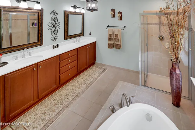 $999,999 | 21 Christopher Drive, Howell, NJ 07731