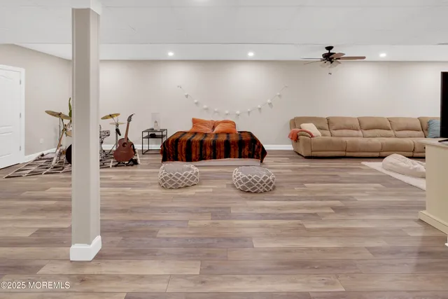 $999,999 | 21 Christopher Drive, Howell, NJ 07731