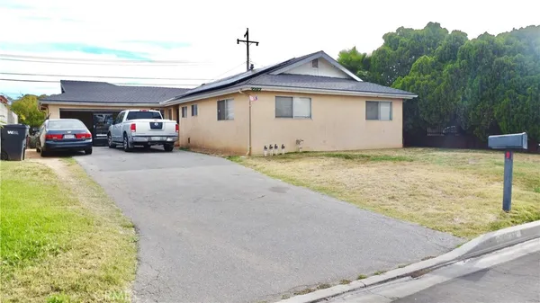 $545,000 | 3292 Debbie Lane, Riverside, CA 92501