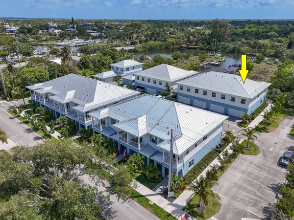 $939,000 | 4707 Southeast Manatee Terrace, Stuart, FL 34997