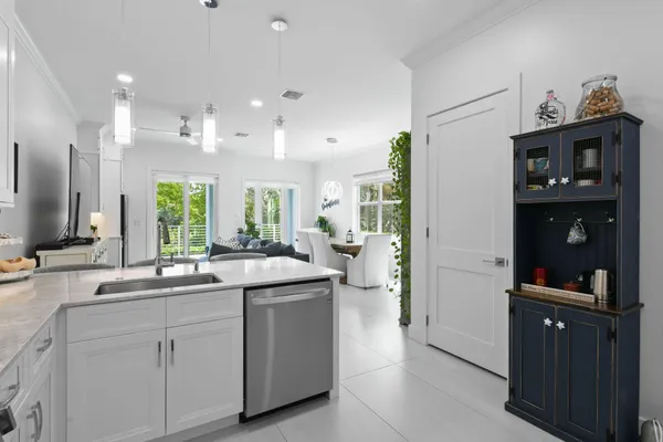 $939,000 | 4707 Southeast Manatee Terrace, Stuart, FL 34997