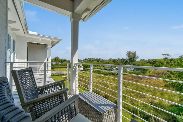 $939,000 | 4707 Southeast Manatee Terrace, Stuart, FL 34997