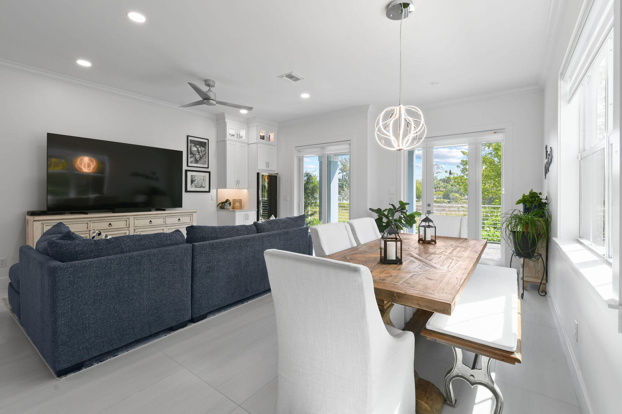 4707 Southeast Manatee Terrace Stuart, FL 34997 - Photo 4 of 68 4707SEManateeWay(16)