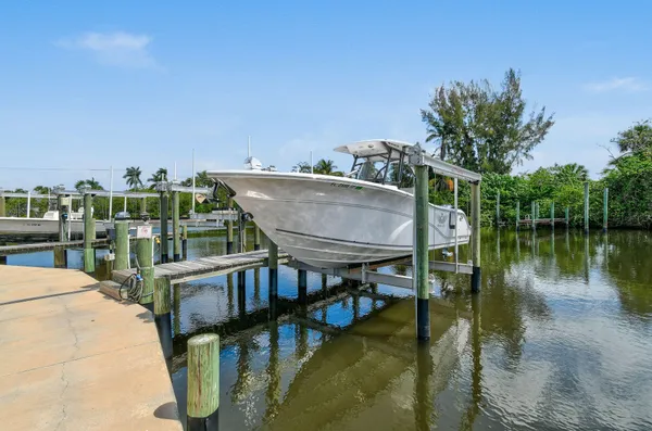 $939,000 | 4707 Southeast Manatee Terrace, Stuart, FL 34997