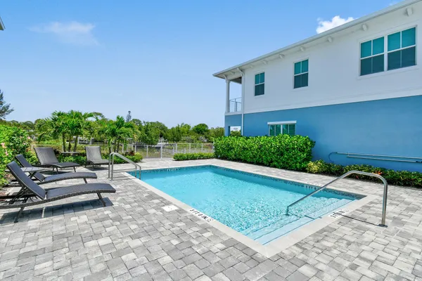 $939,000 | 4707 Southeast Manatee Terrace, Stuart, FL 34997