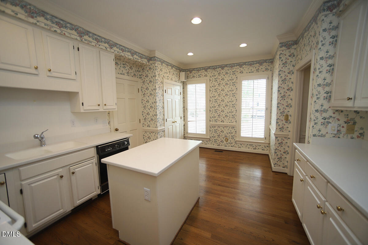 6013 Tenter Banks Square Raleigh, NC 27609 - Photo 8 of 41 6013 Tenter Bank SquareL