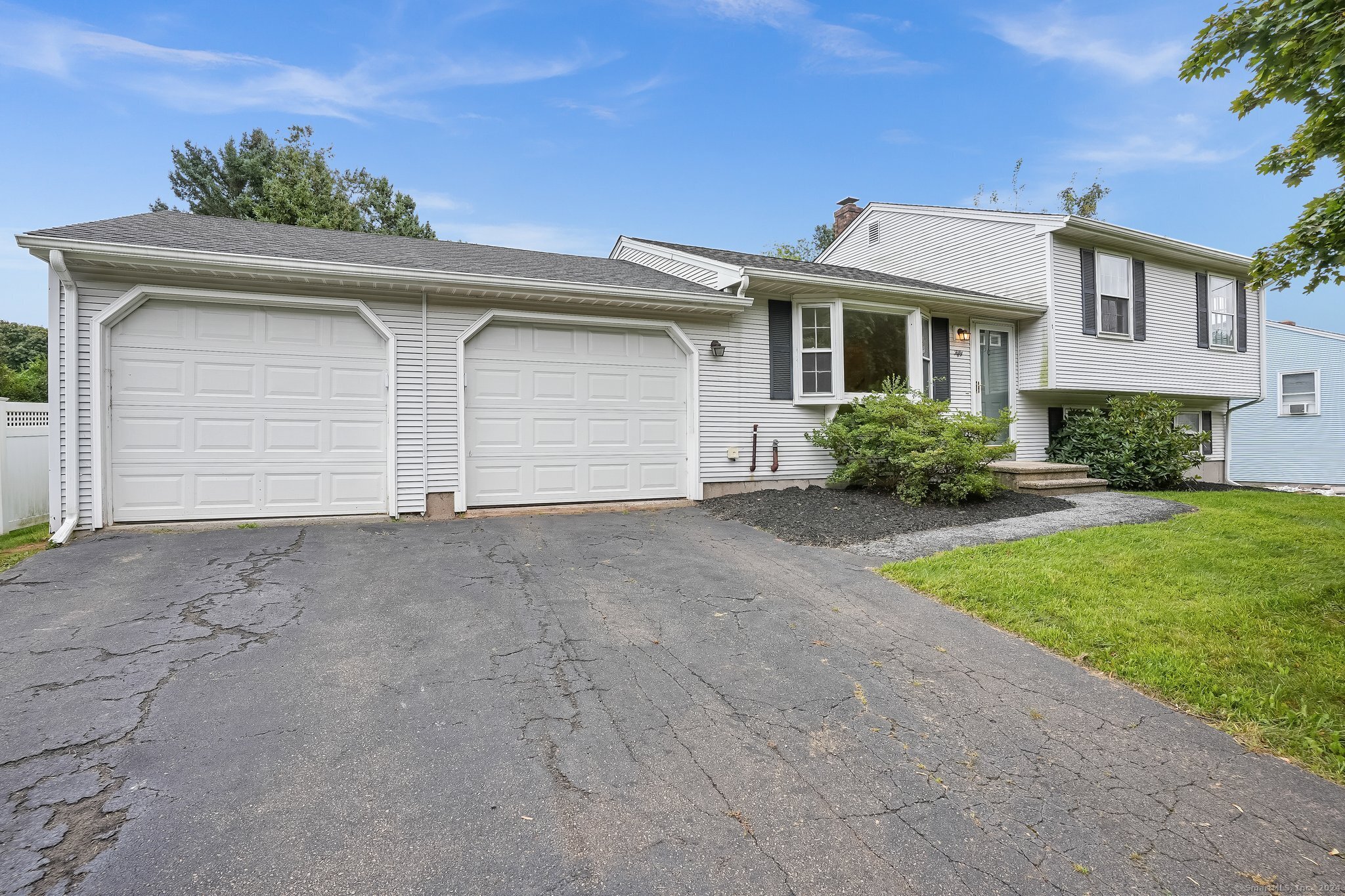 50 Robertson Road Hamden, CT 06518 - Photo 1 of 1