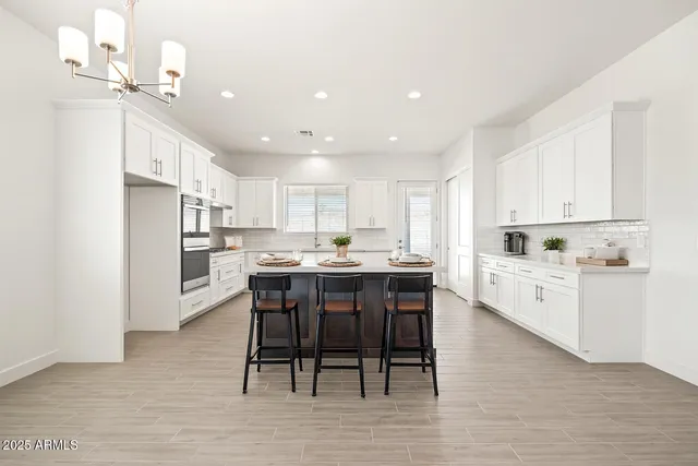 $633,290 | 9087 West Limestone Mountain Drive, Casa Grande, AZ 85194