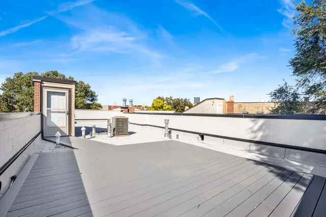 $1,499,950 | 1433 West Winnemac Avenue, Chicago, IL 60640