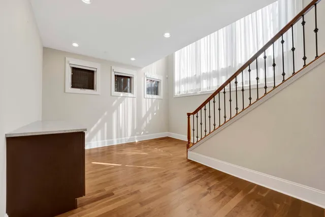 $1,499,950 | 1433 West Winnemac Avenue, Chicago, IL 60640