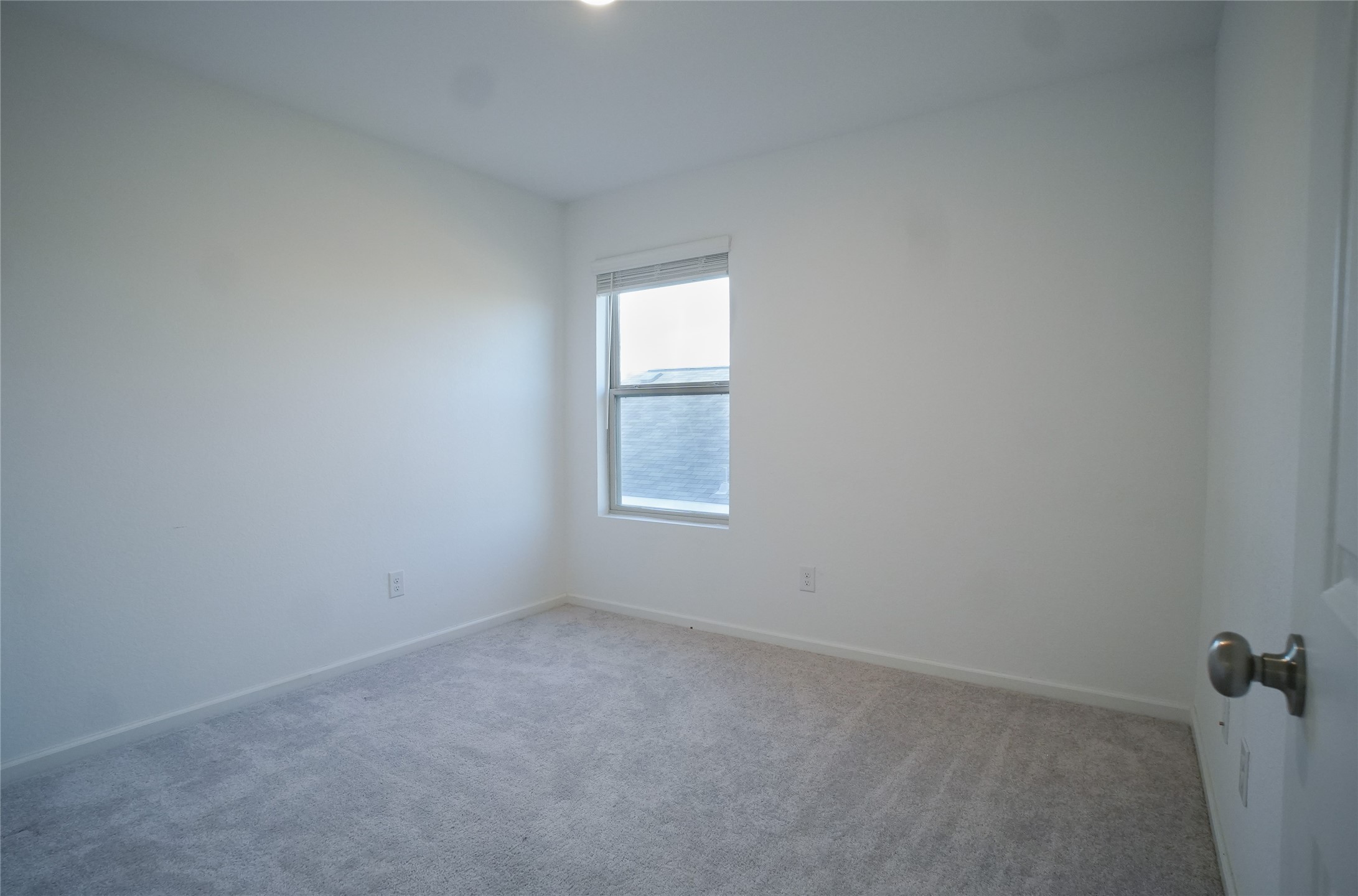 3210 Spanish Oak Lane Rosenberg, TX 77471 - Photo 22 of 29 an empty room with a window
