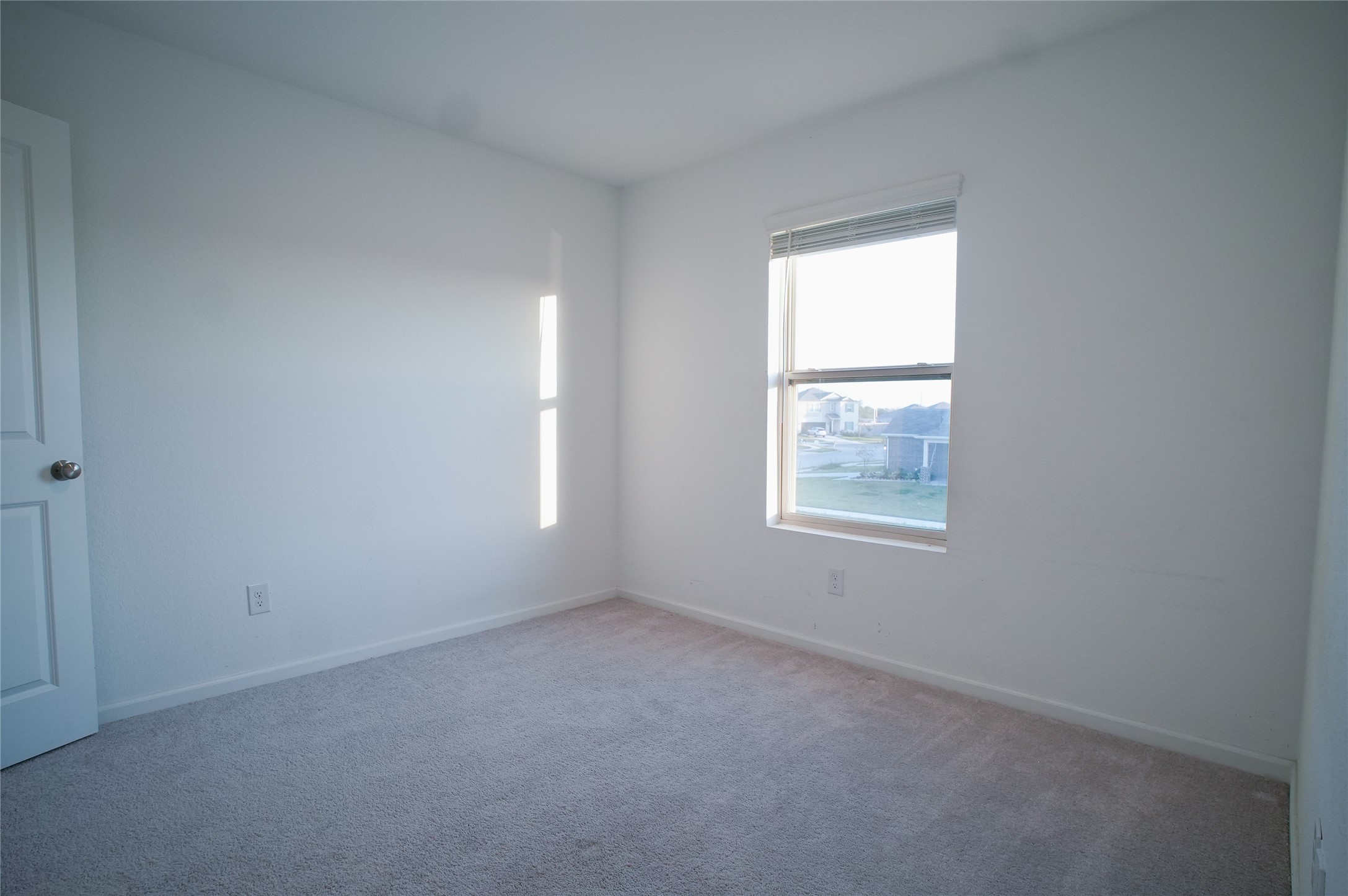 3210 Spanish Oak Lane Rosenberg, TX 77471 - Photo 25 of 29 an empty room with a window