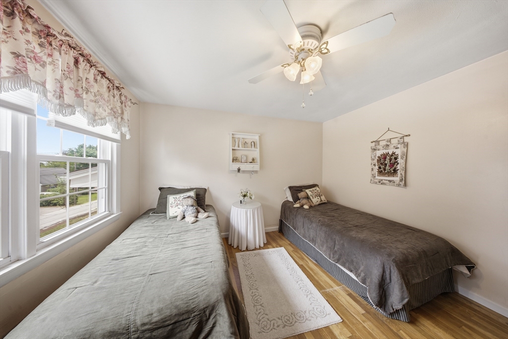 494 Laurel Street Manchester, NH 03103 - Photo 23 of 41