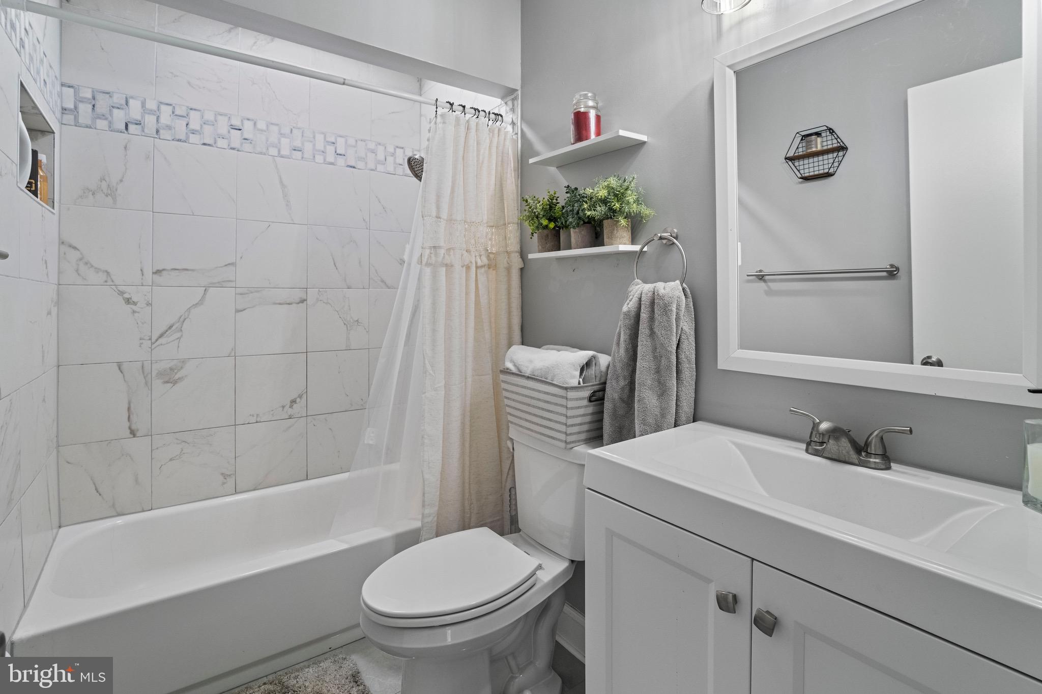 4570 Mountain Road Pasadena, MD 21122 - Photo 22 of 42