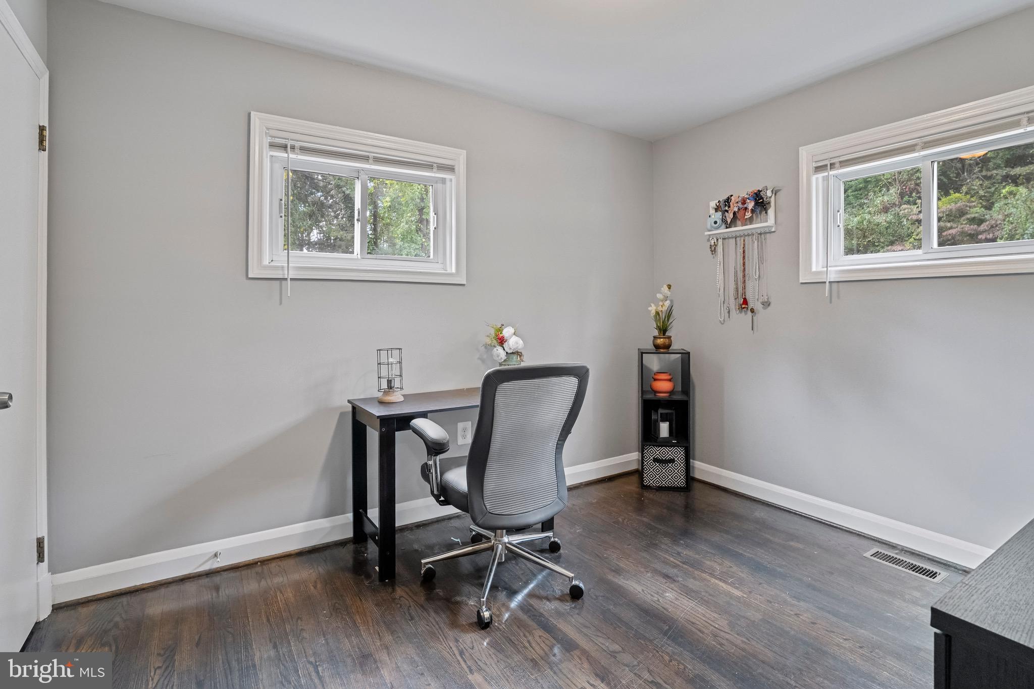 4570 Mountain Road Pasadena, MD 21122 - Photo 23 of 42