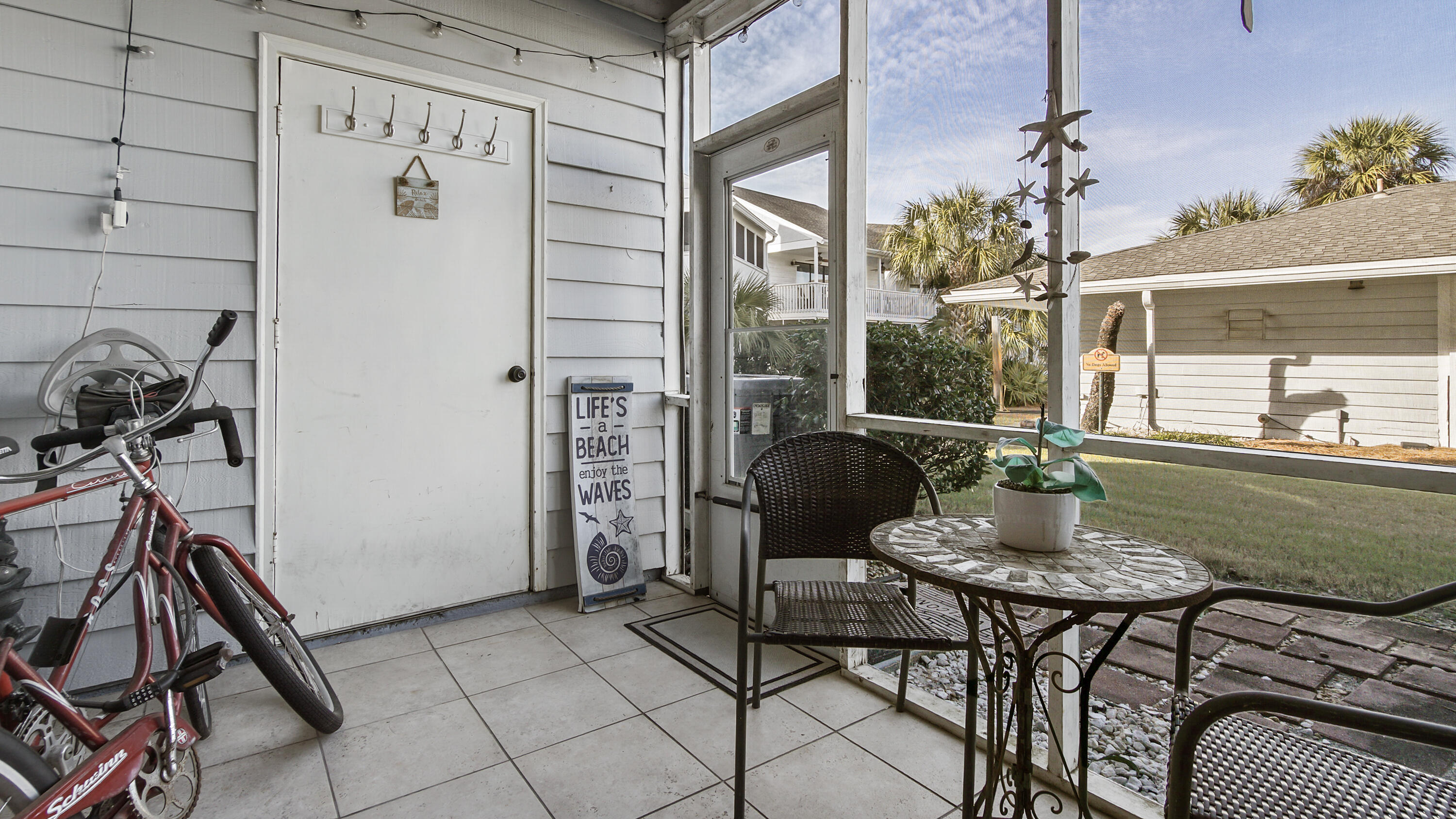 25 Misty Cove, Unit 116 Miramar Beach, FL 32550 - Photo 20 of 52 a living room with furniture