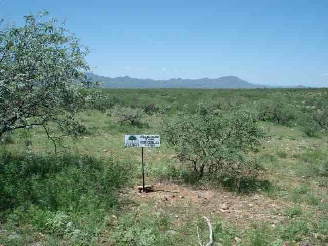 1872 Wall Court Rio Rico, AZ 85648 - Photo 2 of 3