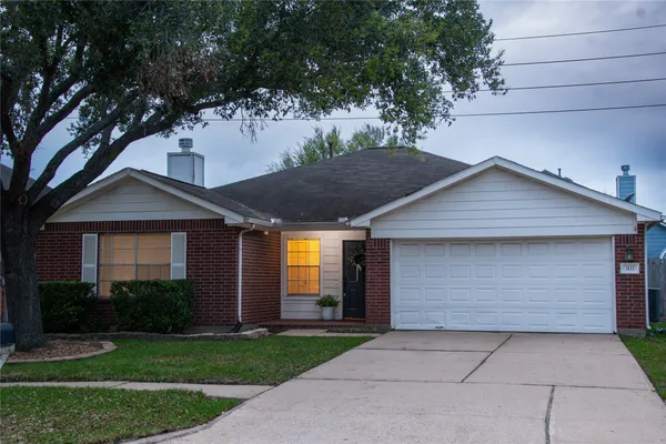 $254,000 | 3111 Rainpark Lane, Katy, TX 77449