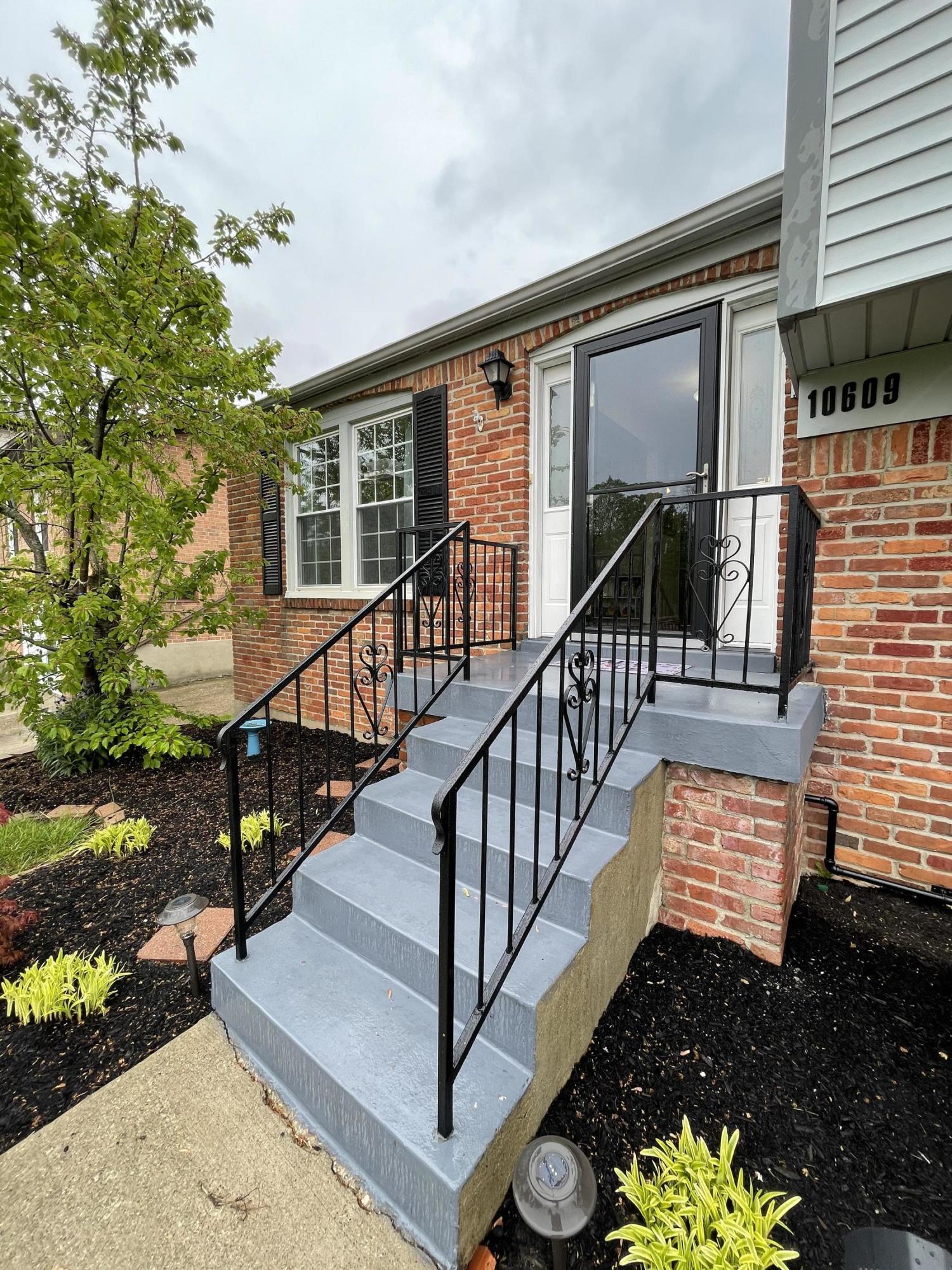 10609 St Rene Road Louisville, KY 40299 - Photo 2 of 43 IMG_9927