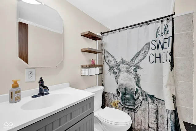 $255,000 | 1001 East 450 South, Columbus, IN 47201