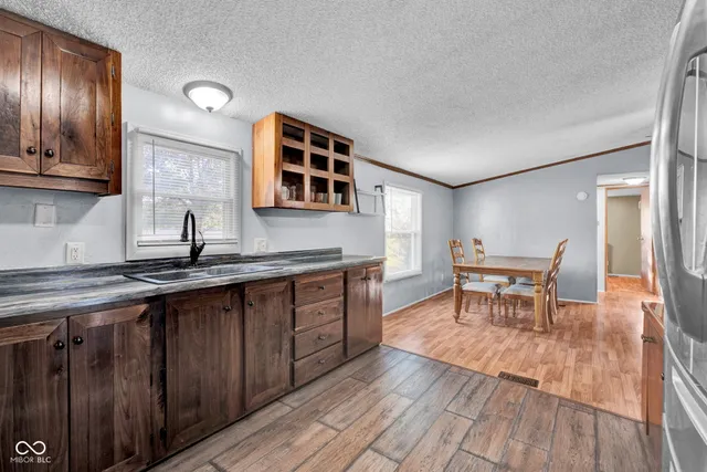 $255,000 | 1001 East 450 South, Columbus, IN 47201