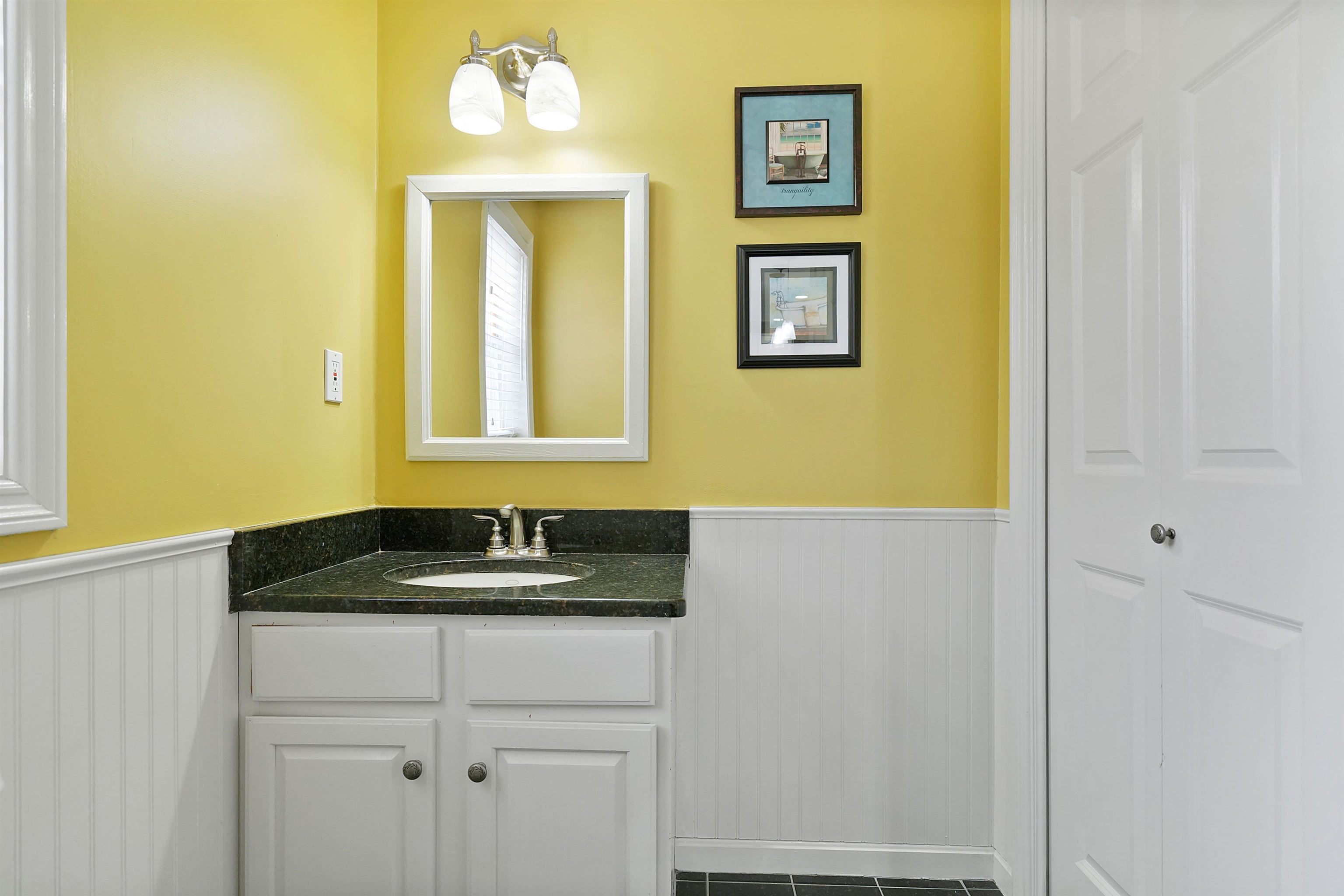 12 Morrison Road Windham, NH 03087 - Photo 18 of 40
