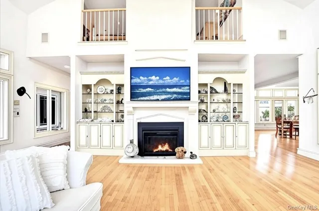 $8,495,000 | 605 Dune Road, Westhampton, NY 11978