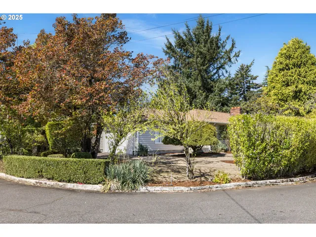 a black and white photo of a house