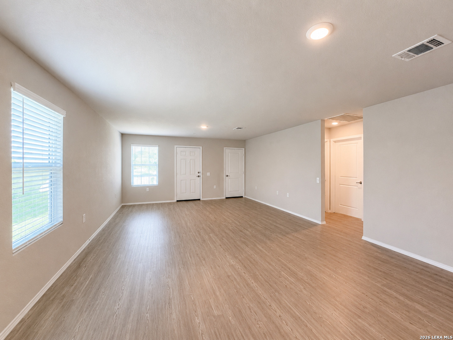 7326 Rosada Way San Antonio, TX 78218 - Photo 13 of 39