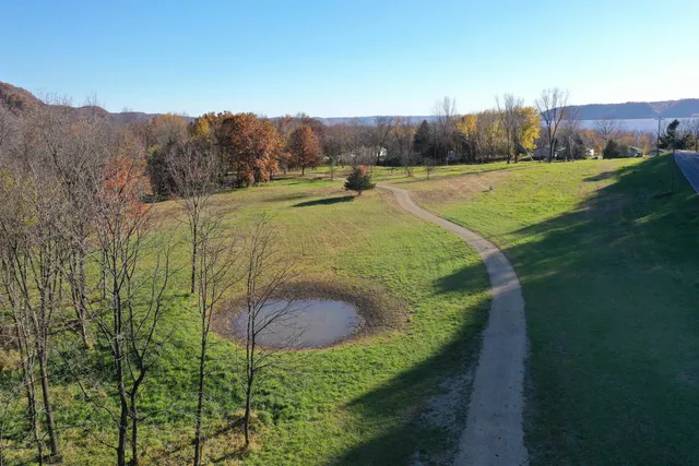 $25,000 | 8.38 M/l Acres Cty Rd C, Ferryville, WI 54628