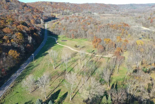 $25,000 | 8.38 M/l Acres Cty Rd C, Ferryville, WI 54628