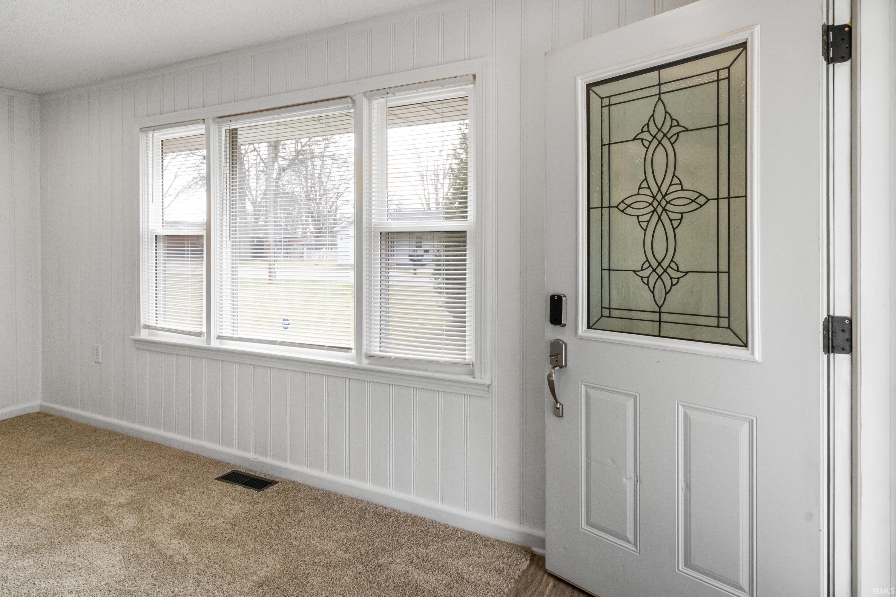 1804 East 19th Street Muncie, IN 47302 - Photo 4 of 33