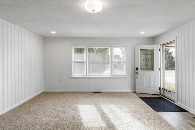 $169,900 | 1804 East 19th Street, Muncie, IN 47302