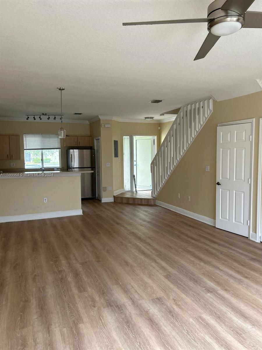 20445 Northwest 15th Ave Unit 6  