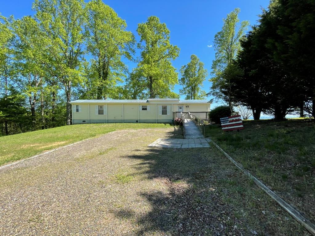 114 Dove Road Fancy Gap, VA 24328 - Photo 2 of 30 Gallery Image 2